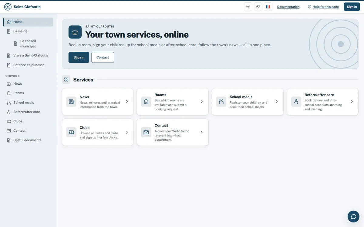 The portal's home page in English: the town's services (news, rooms, school meals, after-school care, clubs, contact).