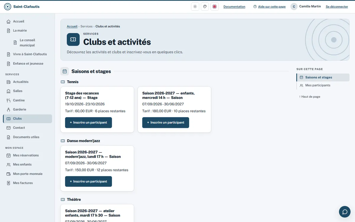 Clubs et stages : tennis, danse, théâtre, avec dates, tarifs et places restantes, et un bouton pour inscrire un participant.
